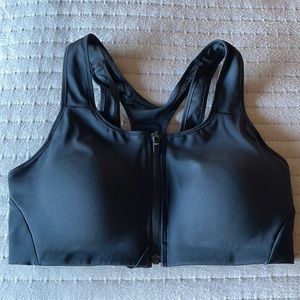 Nike Full Zip Women’s Sports Bra